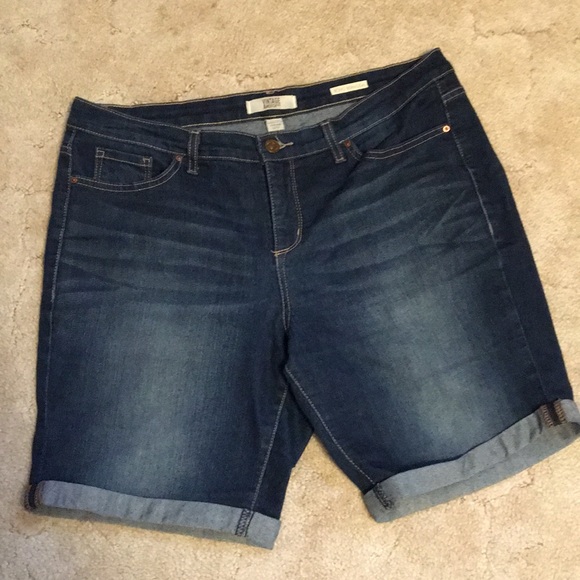 Vintage America Pants - Denim Bermuda Shorts